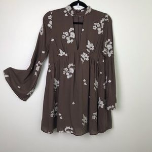 Honey Belle | Embroidered Keyhole Plunge Dress